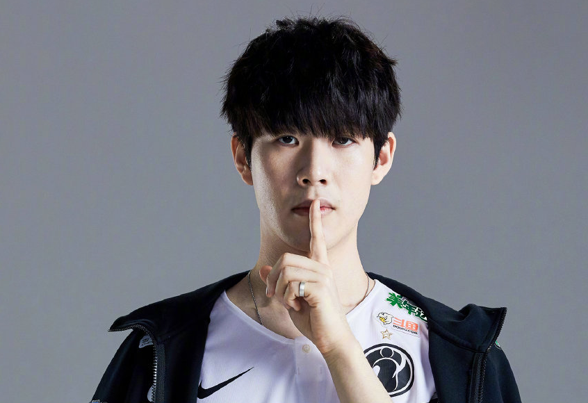 第二阶段的官方赛程已公布： EDward Gaming vs Weibo Gaming 开幕赛，每天六场Bo1比赛，持续八天，尽情享受吧！